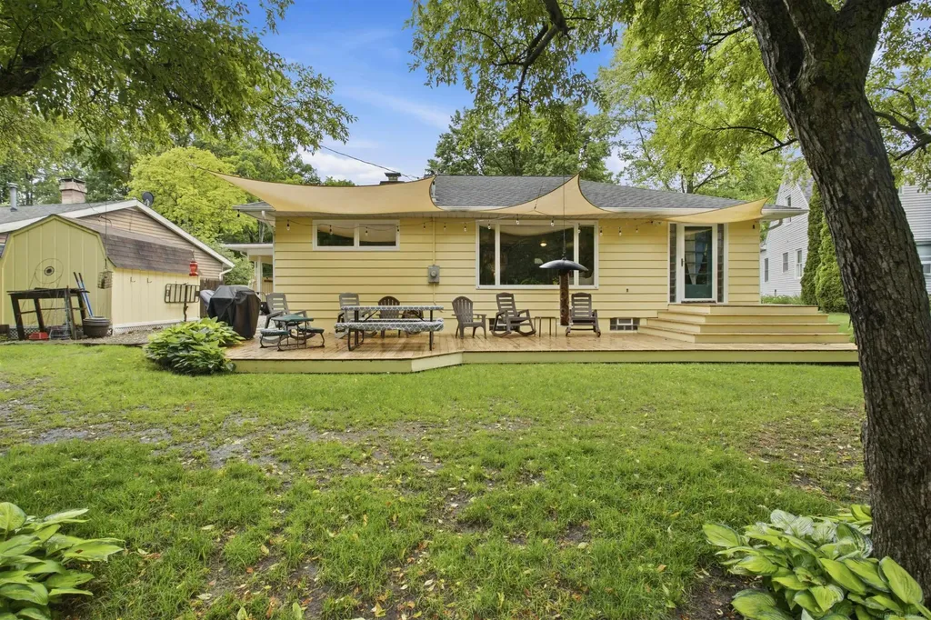 728 Lakeview Drive Port Huron City MI 48060