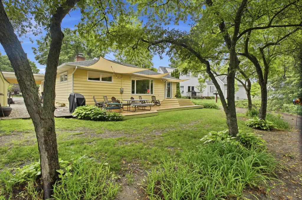 728 Lakeview Drive Port Huron City MI 48060