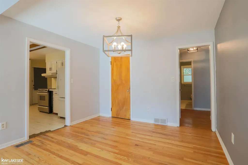 4590 Secord Lake Road Leonard Village MI 48367