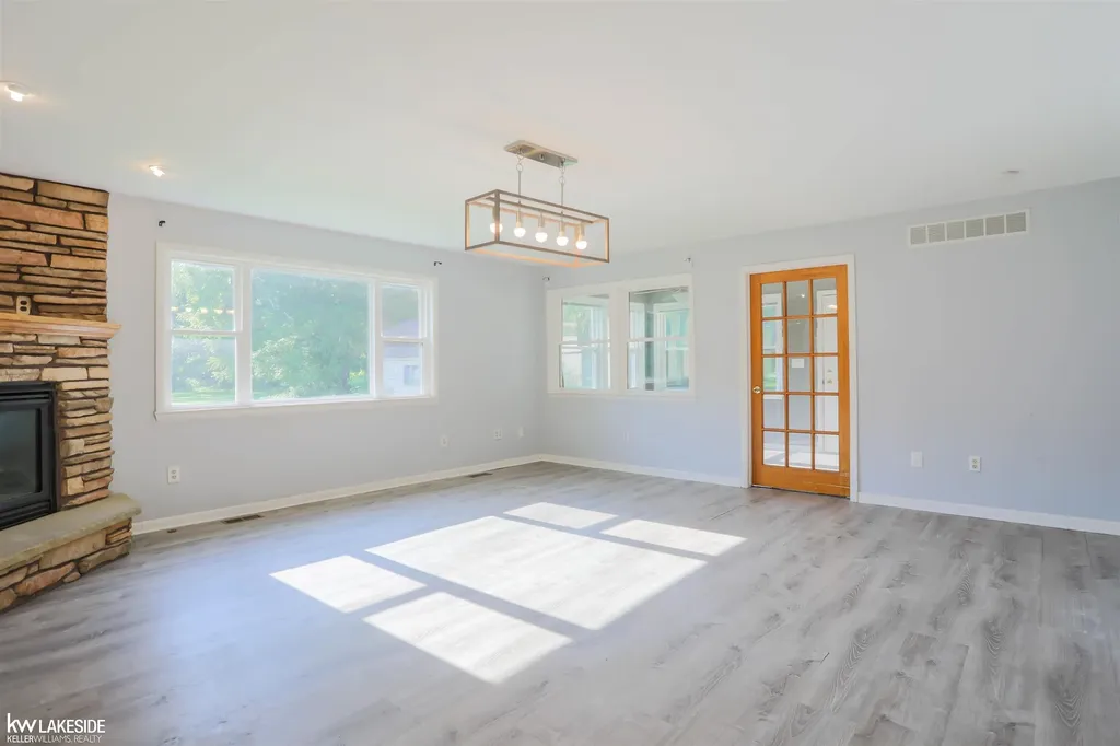 4590 Secord Lake Road Leonard Village MI 48367