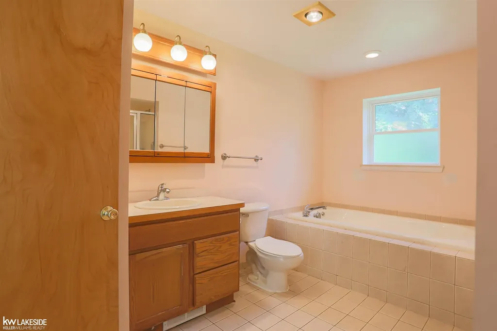 4590 Secord Lake Road Leonard Village MI 48367