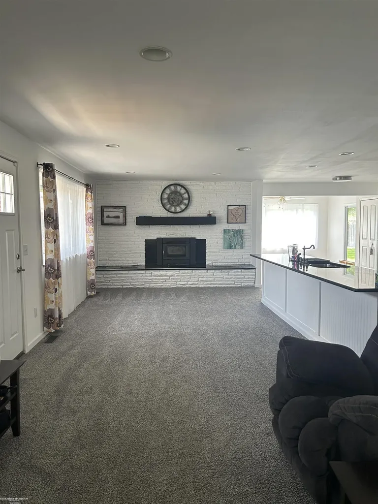 38506 Manchester St Street Clinton Charter Township MI 48036