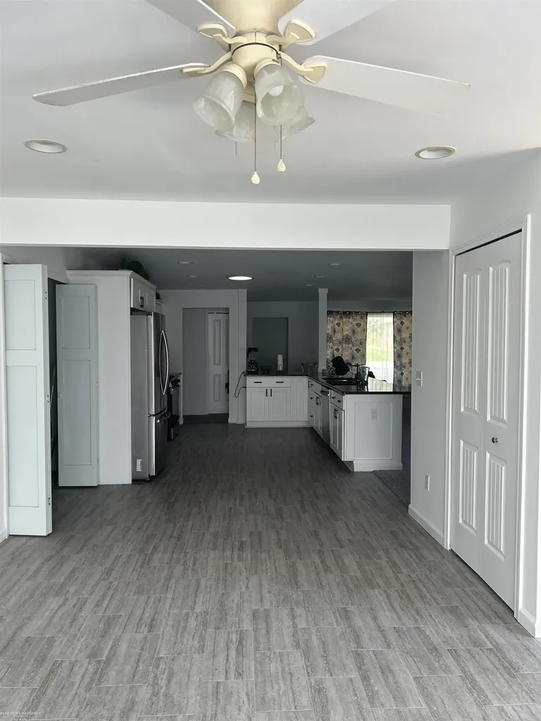 38506 Manchester St Street Clinton Charter Township MI 48036