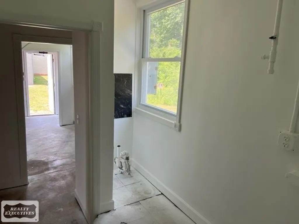 37150 Utica Road Clinton Charter Township MI 48036