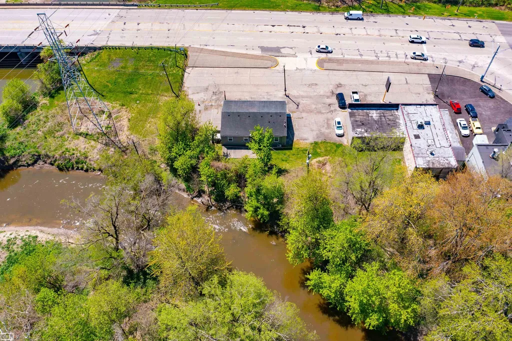 37150 Utica Road Clinton Charter Township MI 48036