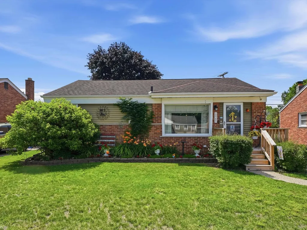 28280 Edward Avenue Madison Heights City MI 48071