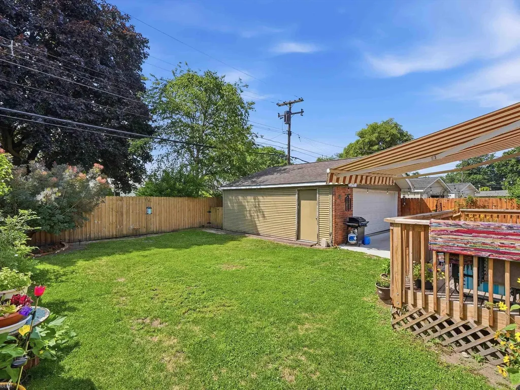 28280 Edward Avenue Madison Heights City MI 48071