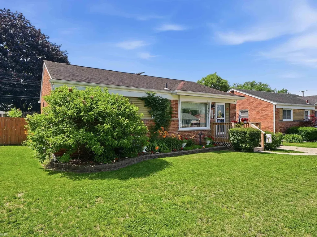 28280 Edward Avenue Madison Heights City MI 48071