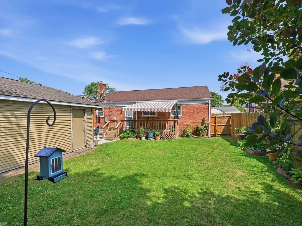 28280 Edward Avenue Madison Heights City MI 48071