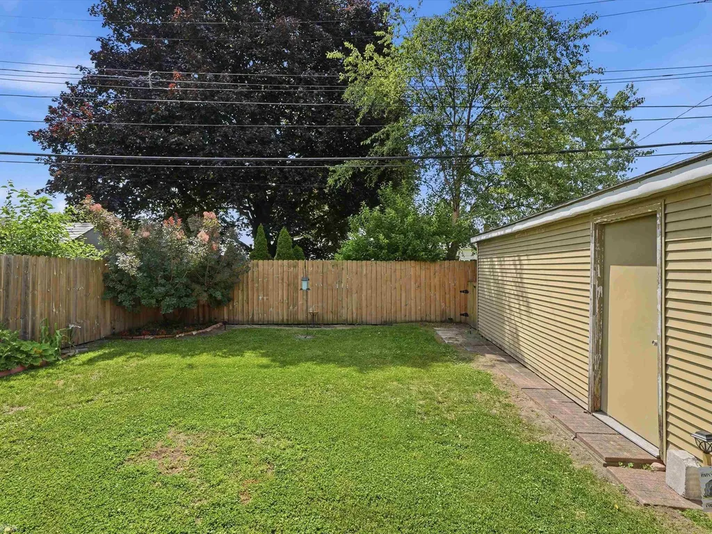 28280 Edward Avenue Madison Heights City MI 48071