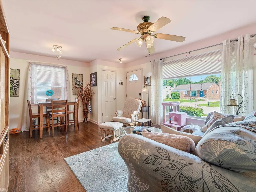 28280 Edward Avenue Madison Heights City MI 48071