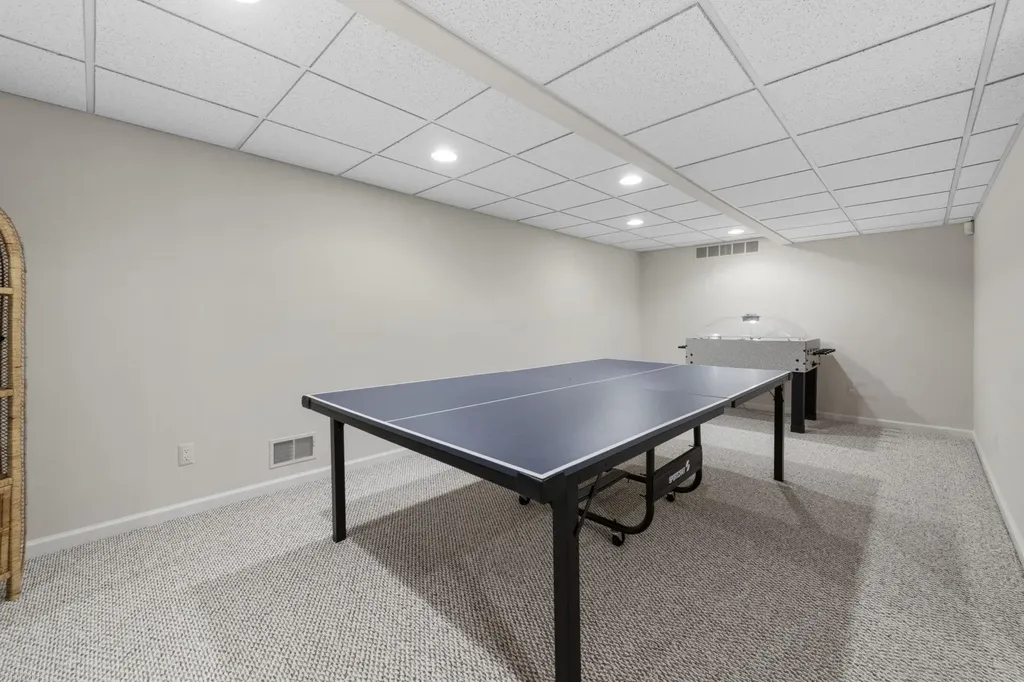 53816 Cherrywood Drive Shelby Charter Township MI 48315