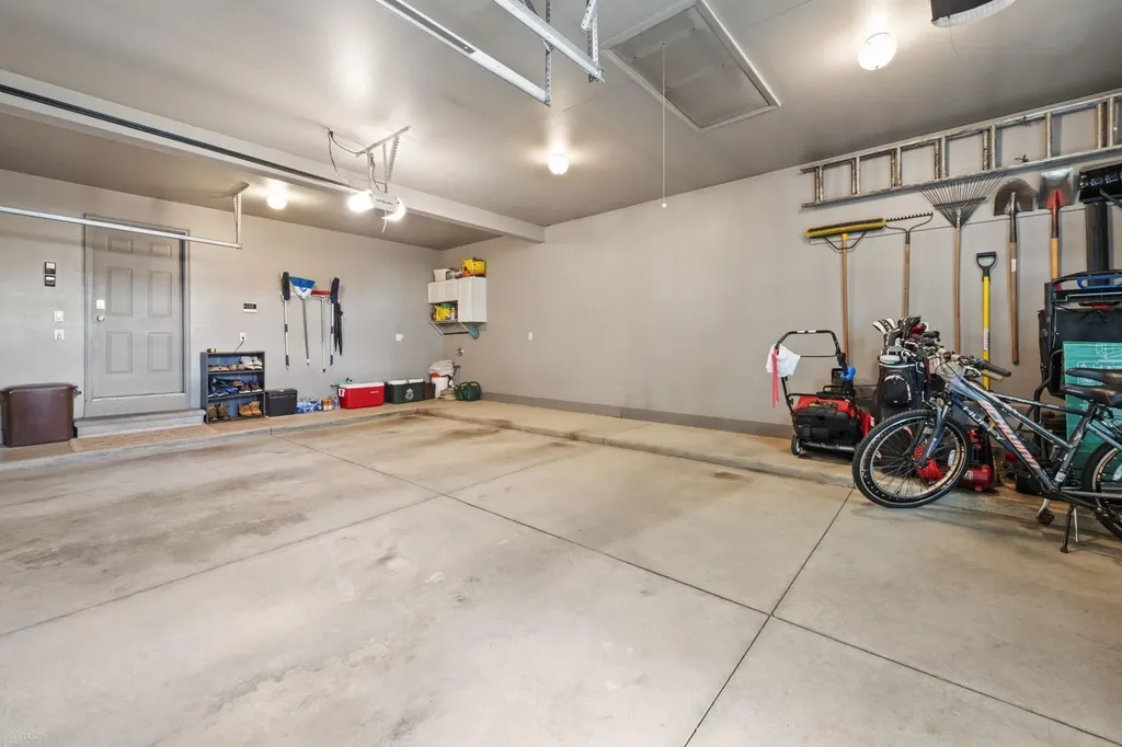 53816 Cherrywood Drive Shelby Charter Township MI 48315