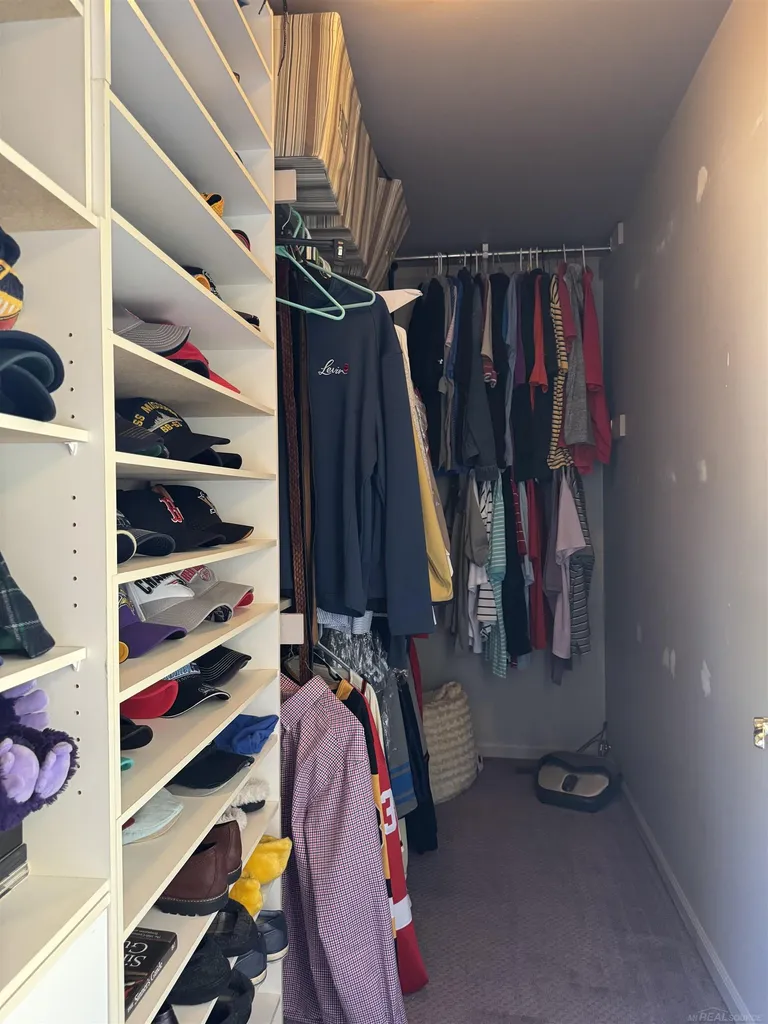 36250 Saint Clair Drive New Baltimore City MI 48047