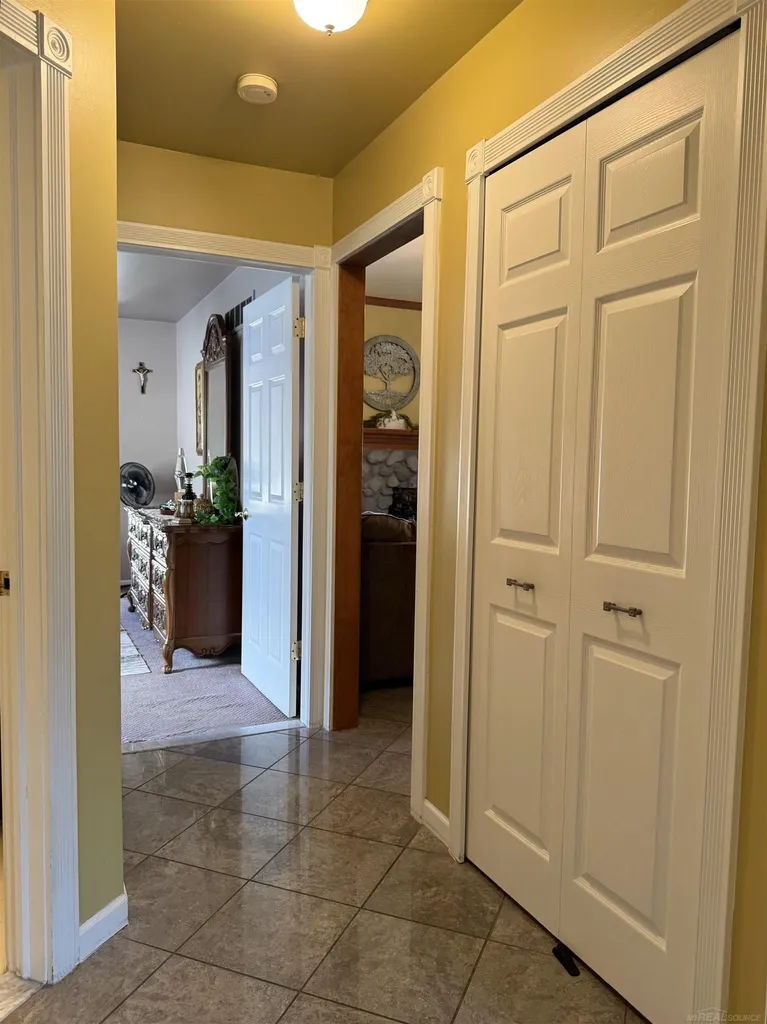 36250 Saint Clair Drive New Baltimore City MI 48047