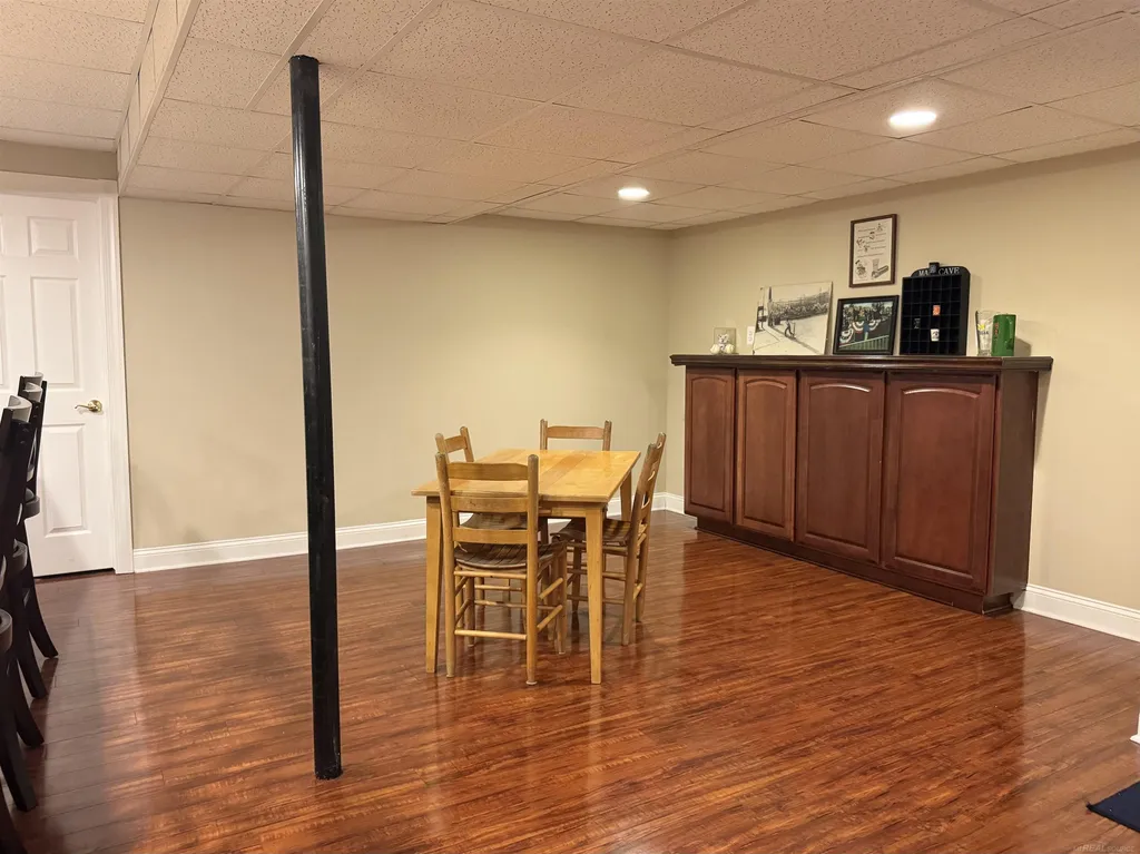 36250 Saint Clair Drive New Baltimore City MI 48047