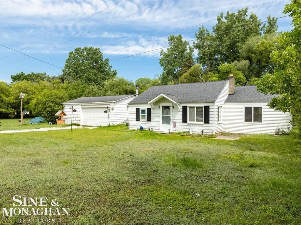 5418 Dove Road Kimball Township MI 48074