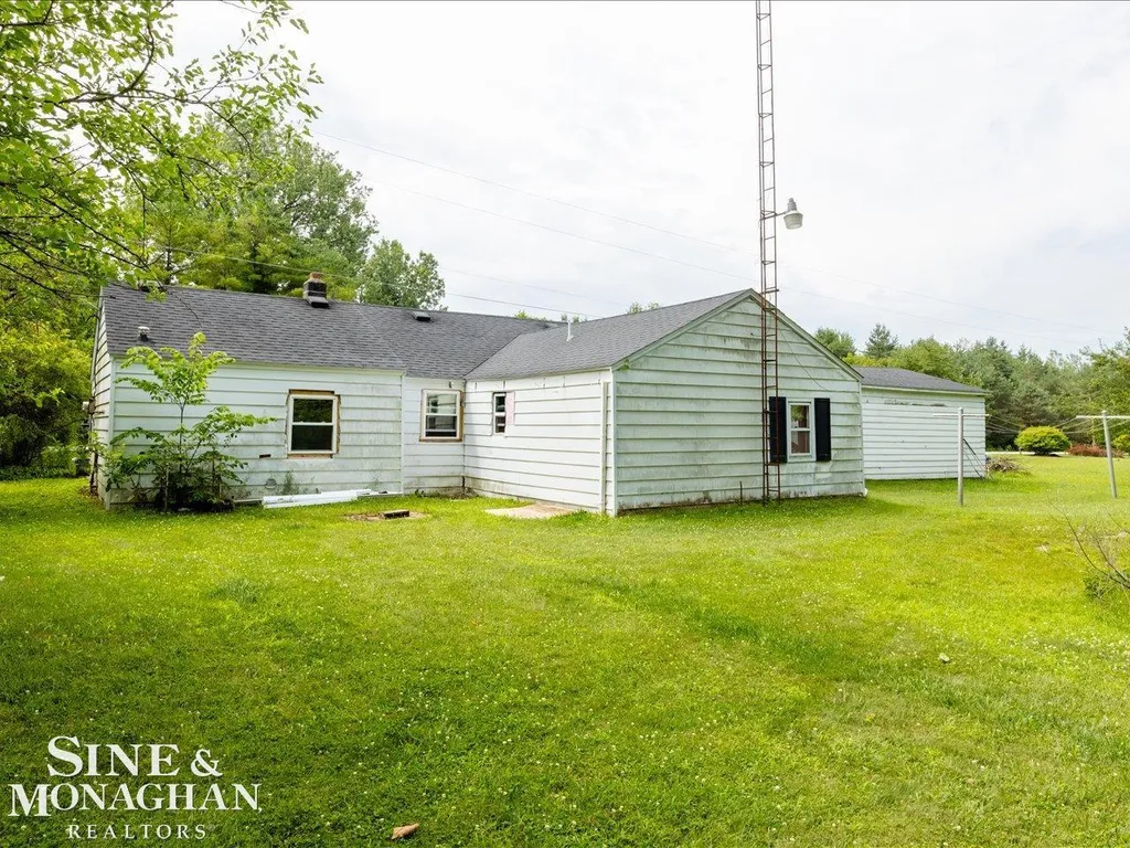 5418 Dove Road Kimball Township MI 48074
