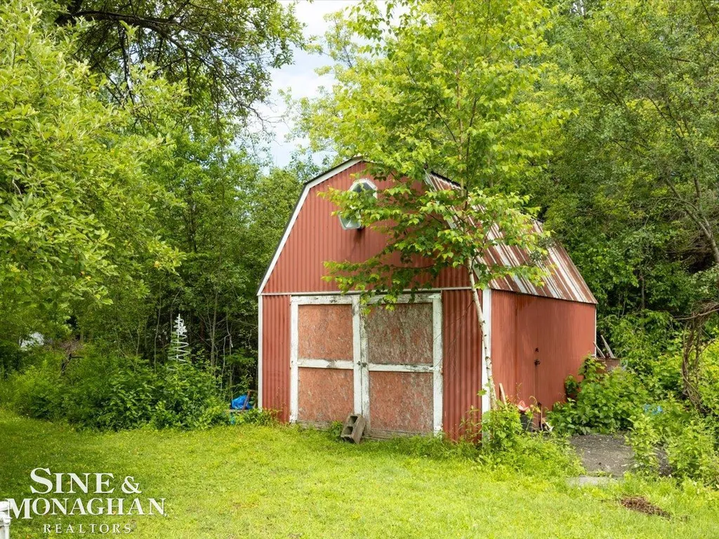 5418 Dove Road Kimball Township MI 48074