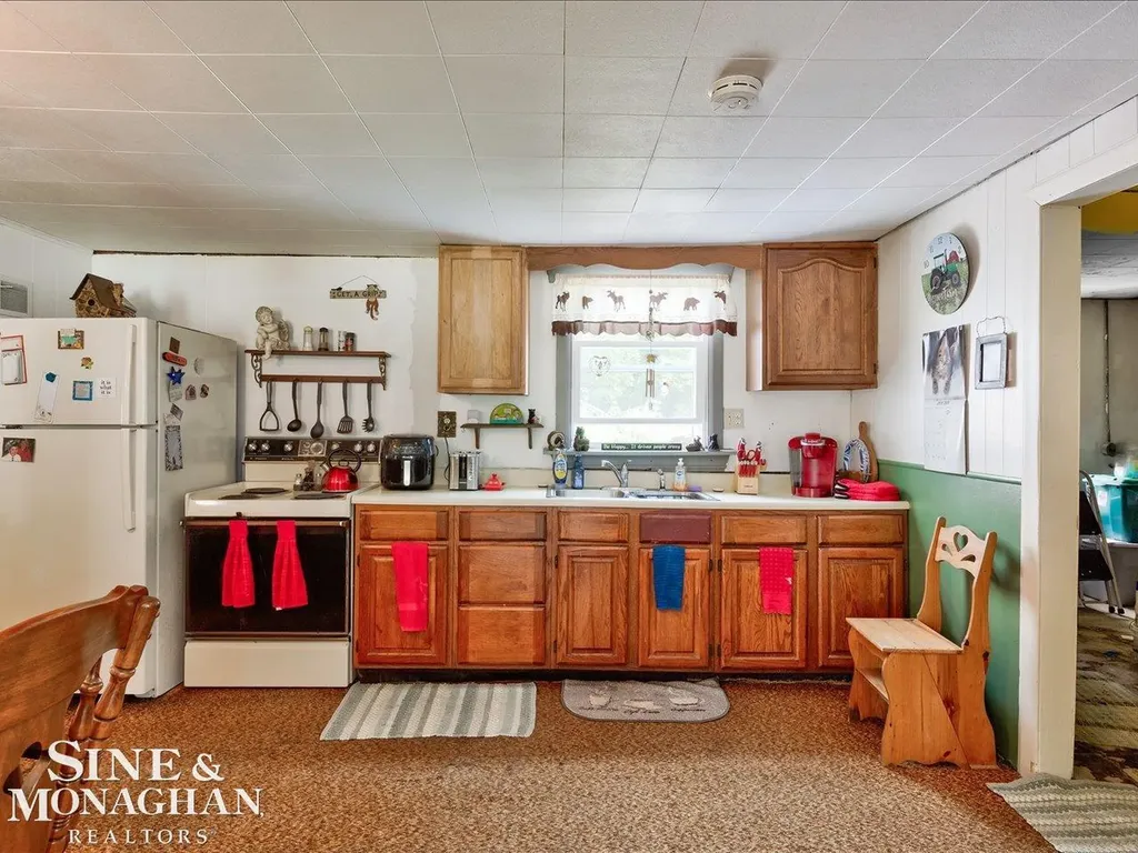 5418 Dove Road Kimball Township MI 48074