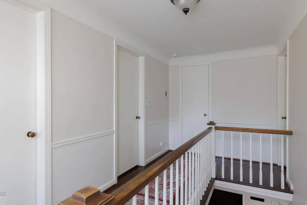 675 Fisher Road Grosse Pointe City MI 48230