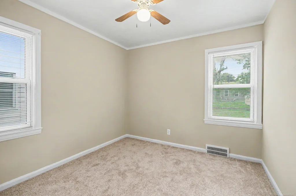 19315 Kingsville Street Harper Woods City MI 48225