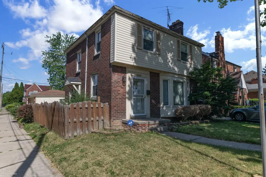 18401 Blackmoor Street Detroit City MI 48234