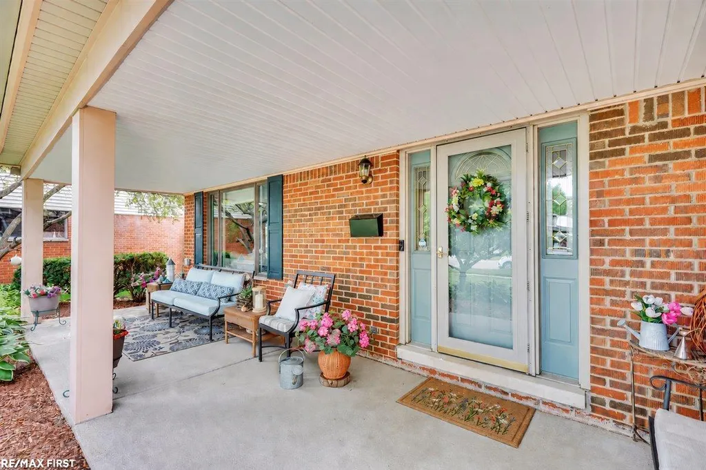 39755 Spitz Drive Sterling Heights City MI 48313