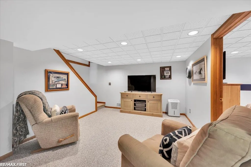 39755 Spitz Drive Sterling Heights City MI 48313
