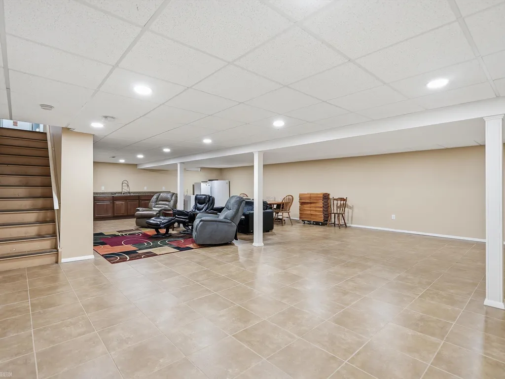 15066 Orleans Drive Shelby Charter Township MI 48315
