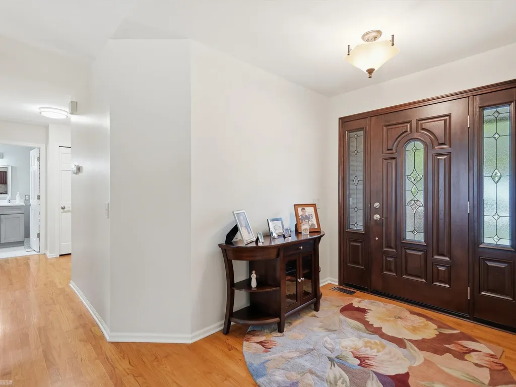 15066 Orleans Drive Shelby Charter Township MI 48315