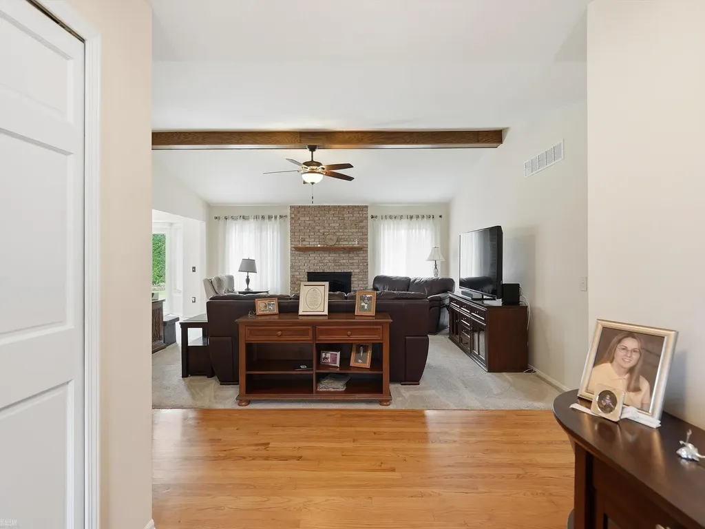 15066 Orleans Drive Shelby Charter Township MI 48315