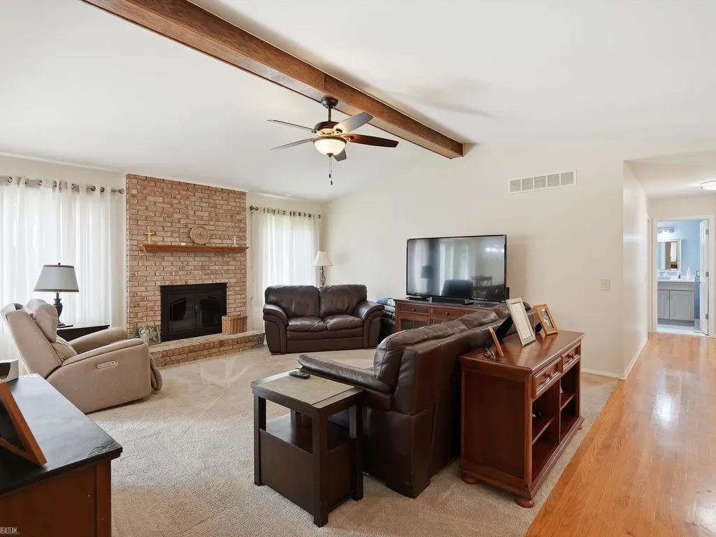 15066 Orleans Drive Shelby Charter Township MI 48315