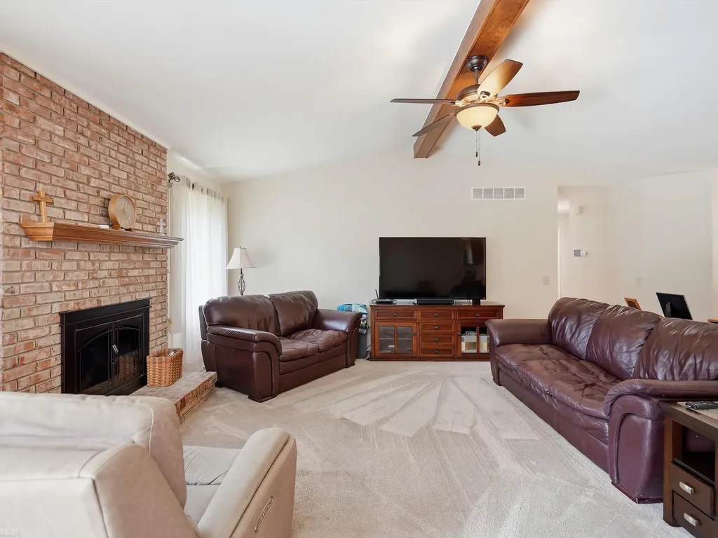 15066 Orleans Drive Shelby Charter Township MI 48315