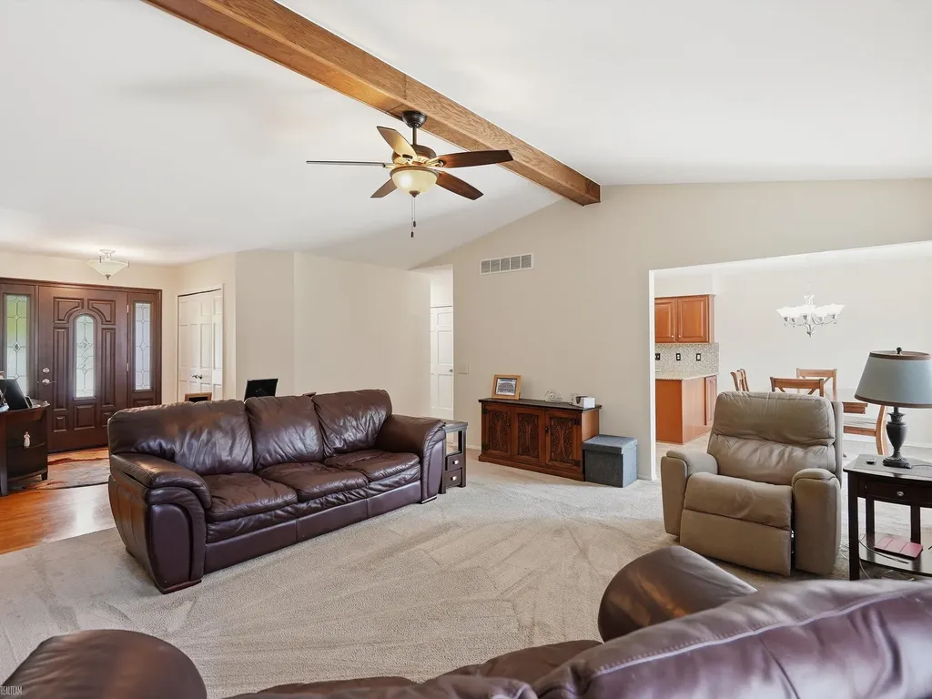 15066 Orleans Drive Shelby Charter Township MI 48315