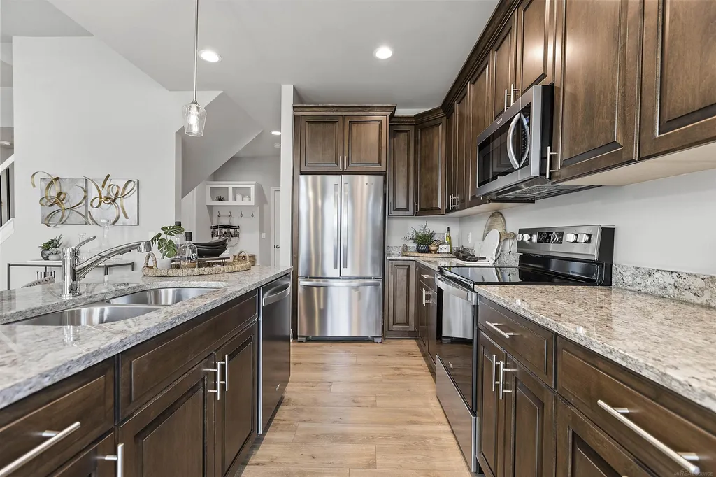 3911 Chatham Place Brighton Township MI 48114