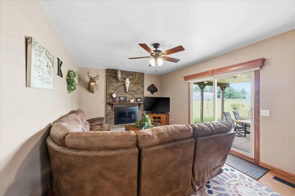 9166 Meisner Road Casco Township MI 48064