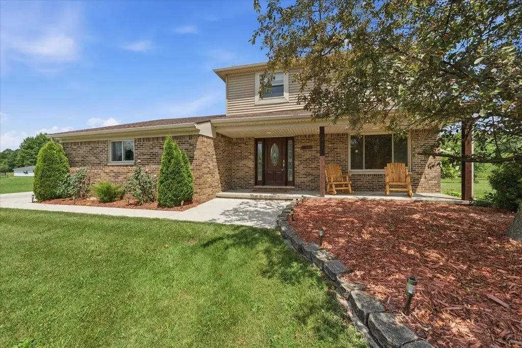 9166 Meisner Road Casco Township MI 48064