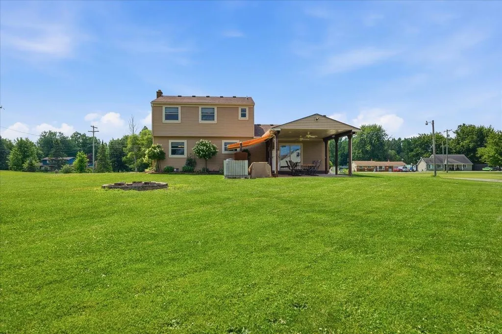 9166 Meisner Road Casco Township MI 48064