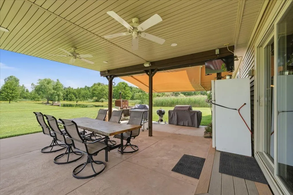 9166 Meisner Road Casco Township MI 48064