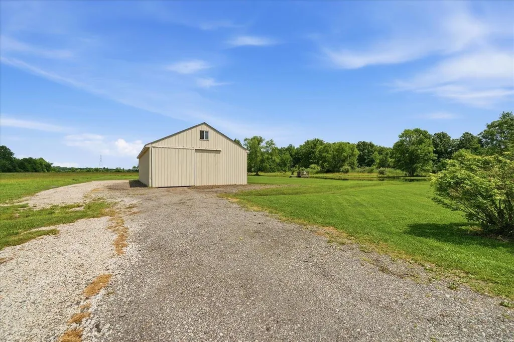 9166 Meisner Road Casco Township MI 48064