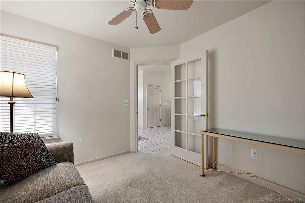 43350 Cove Drive Clinton Charter Township MI 48038