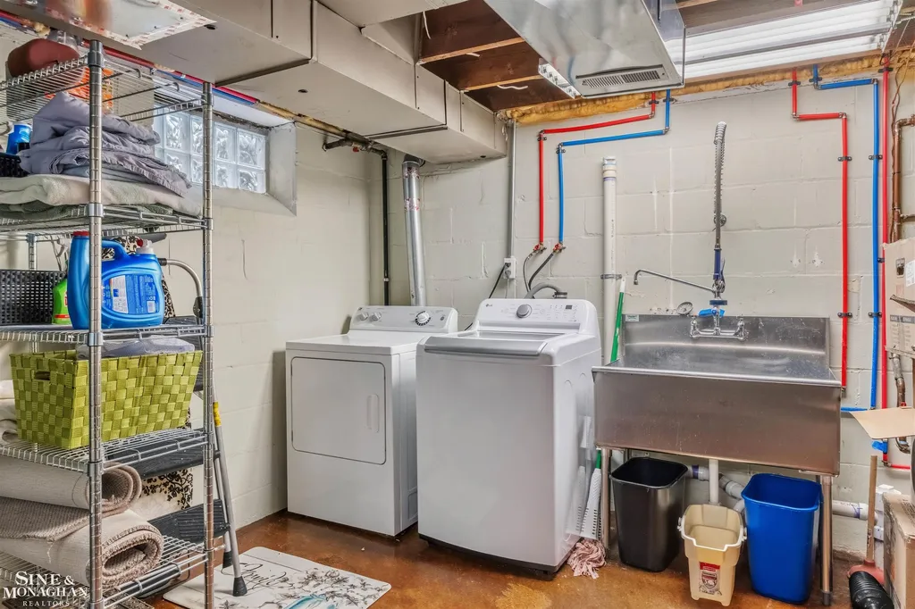 280 Kerby Road Grosse Pointe Farms City MI 48236