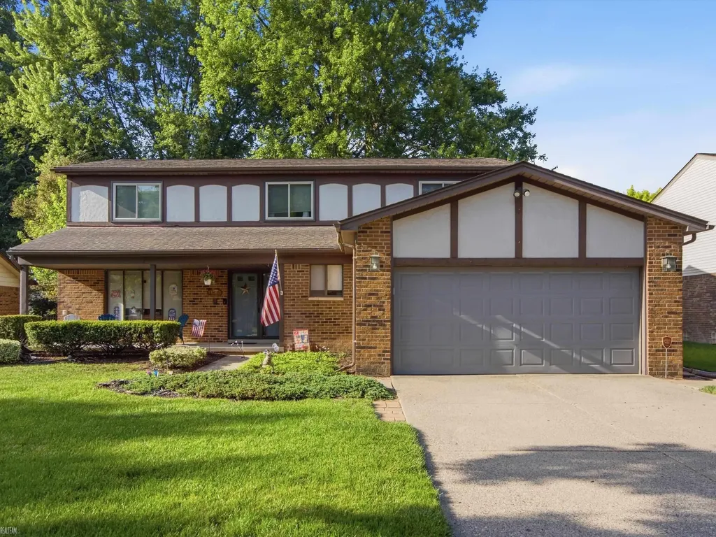 14560 Eastport Drive Sterling Heights City MI 48313