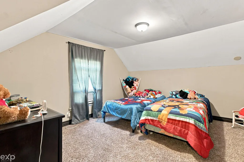 206 E Wood Street Yale City MI 48097