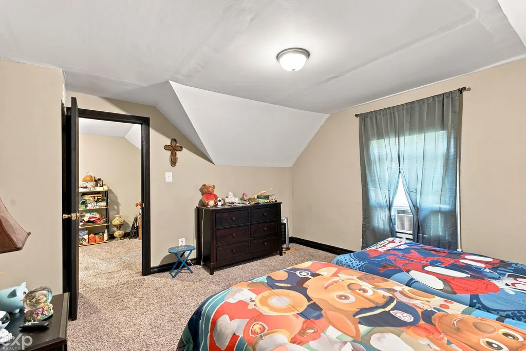 206 E Wood Street Yale City MI 48097
