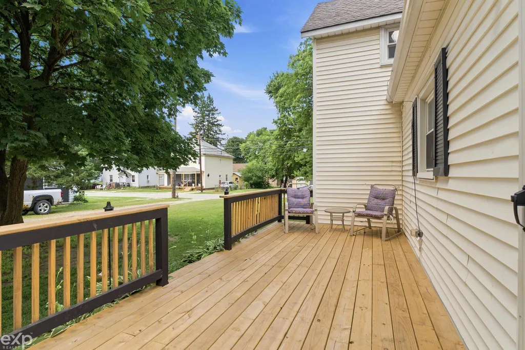 206 E Wood Street Yale City MI 48097
