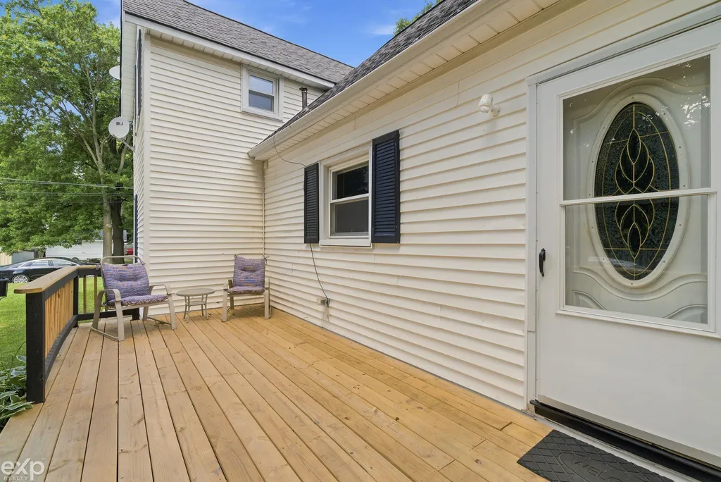 206 E Wood Street Yale City MI 48097