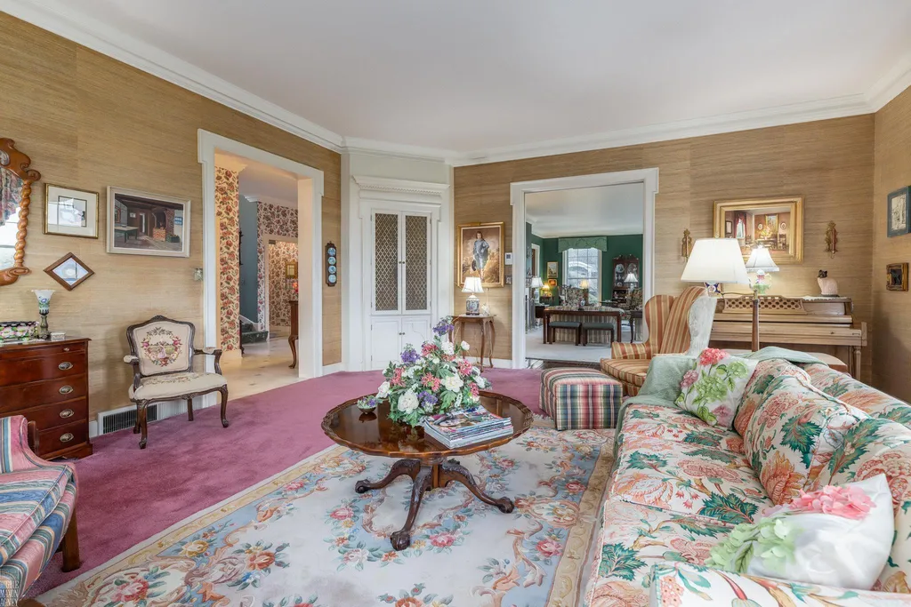 105 Lake Shore Road Grosse Pointe Farms City MI 48236