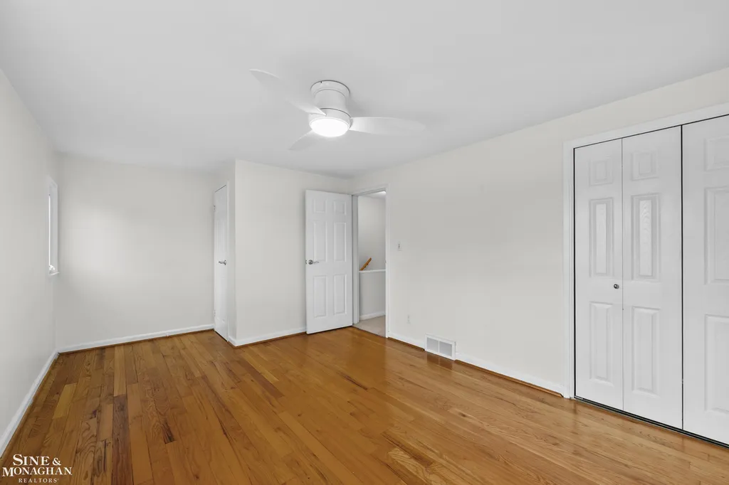 716 Graefield Court Birmingham City MI 48009